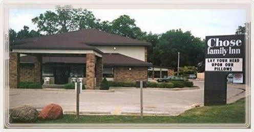 Days Inn By Wyndham Stoughton Wi. Exterior photo