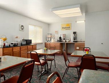 Days Inn By Wyndham Stoughton Wi. Exterior photo